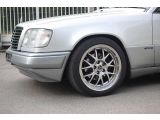 Mercedes-Benz E 220 Cabrio W124 Final Edition Automatik bei Reisemobile.expert - Abbildung (6 / 15)