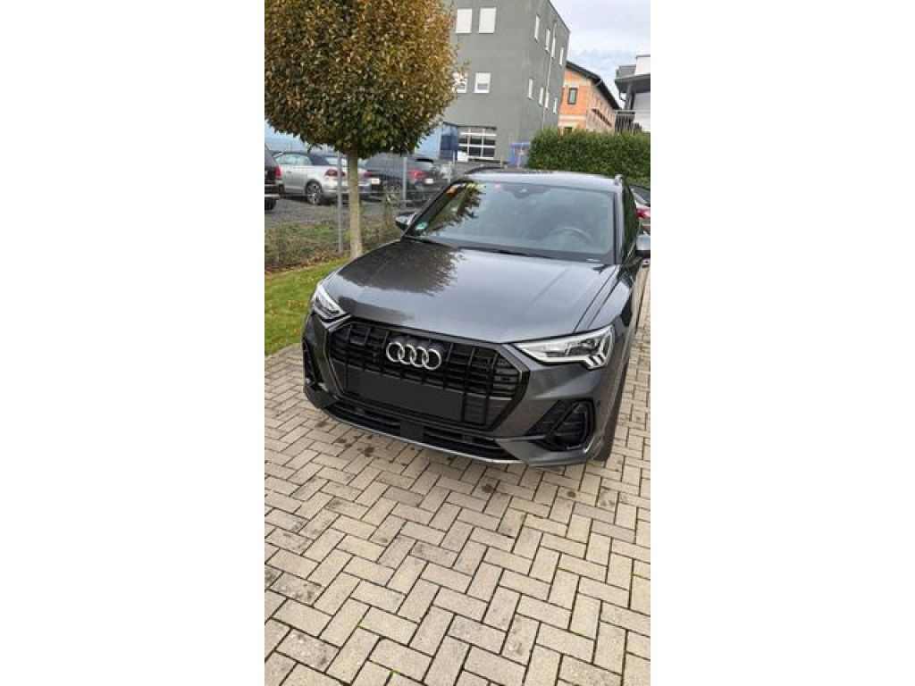 Audi Q3 bei Reisemobile.expert - Hauptabbildung Audi Q3 bei Reisemobile.expert - Hauptabbildung