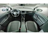 Opel Astra bei Reisemobile.expert - Abbildung (5 / 15)