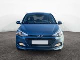 Hyundai i20 bei Reisemobile.expert - Abbildung (2 / 15)