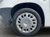 Opel Combo bei Reisemobile.expert - Abbildung (2 / 15)