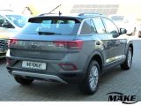 VW T-Roc bei Reisemobile.expert - Abbildung (2 / 15)