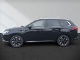 Mitsubishi Outlander bei Reisemobile.expert - Abbildung (9 / 15)