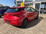 Opel Astra bei Reisemobile.expert - Abbildung (2 / 10)