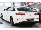 Mercedes-Benz E 400 COUPE 4MATIC bei Reisemobile.expert - Abbildung (6 / 14)