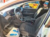 Dacia Sandero bei Reisemobile.expert - Abbildung (8 / 15)