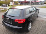 Audi A3 Sportback bei Reisemobile.expert - Abbildung (4 / 15) Audi A3 Sportback bei Reisemobile.expert - Abbildung (4 / 15)