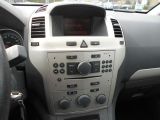 Opel Zafira bei Reisemobile.expert - Abbildung (9 / 15)