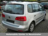 VW Touran bei Reisemobile.expert - Abbildung (3 / 13)