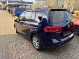 VW Touran bei Reisemobile.expert - Abbildung (6 / 15)