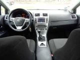 Toyota Avensis bei Reisemobile.expert - Abbildung (9 / 15)