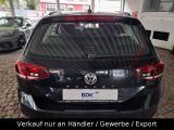 VW Passat bei Reisemobile.expert - Abbildung (4 / 15) VW Passat bei Reisemobile.expert - Abbildung (4 / 15)