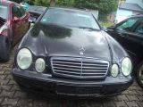 Mercedes-Benz CLK-Klasse bei Reisemobile.expert - Abbildung (4 / 11)