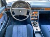 Mercedes-Benz 280 bei Reisemobile.expert - Abbildung (6 / 15)