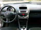 Toyota Aygo bei Reisemobile.expert - Abbildung (9 / 15)