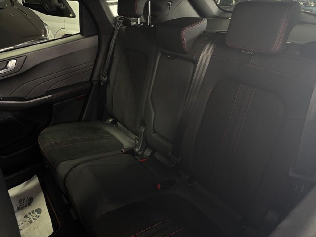 Ford Kuga bei Reisemobile.expert - Hauptabbildung