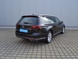 VW Passat bei Reisemobile.expert - Abbildung (3 / 14)