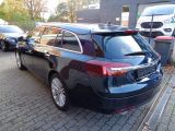 Opel Insignia bei Reisemobile.expert - Abbildung (5 / 15)