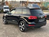 VW Touareg bei Reisemobile.expert - Abbildung (8 / 15) VW Touareg bei Reisemobile.expert - Abbildung (8 / 15)