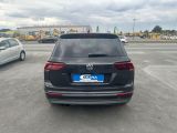 VW Tiguan bei Reisemobile.expert - Abbildung (4 / 15)
