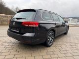 VW Passat bei Reisemobile.expert - Abbildung (4 / 15)