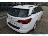 Opel Astra bei Reisemobile.expert - Abbildung (4 / 15)