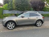 Infiniti FX bei Reisemobile.expert - Abbildung (2 / 5)