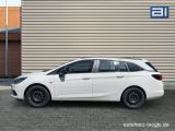 Opel Astra bei Reisemobile.expert - Abbildung (2 / 15)