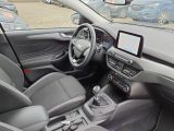 Ford Focus bei Reisemobile.expert - Abbildung (5 / 7)