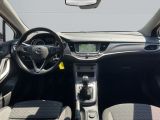 Opel Astra bei Reisemobile.expert - Abbildung (10 / 15)