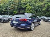 VW Passat bei Reisemobile.expert - Abbildung (3 / 15) VW Passat bei Reisemobile.expert - Abbildung (3 / 15)