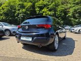 Opel Astra bei Reisemobile.expert - Abbildung (3 / 15)