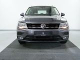 VW Tiguan bei Reisemobile.expert - Abbildung (2 / 15)