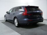 Volvo V60 bei Reisemobile.expert - Abbildung (14 / 15) Volvo V60 bei Reisemobile.expert - Abbildung (14 / 15)