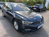 VW Passat bei Reisemobile.expert - Abbildung (4 / 14)