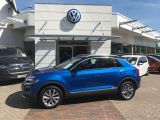 VW T-Roc bei Reisemobile.expert - Abbildung (2 / 14)