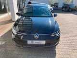 VW Golf bei Reisemobile.expert - Abbildung (3 / 12)