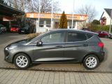 Ford Fiesta bei Reisemobile.expert - Abbildung (3 / 15)