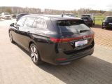 VW Passat bei Reisemobile.expert - Abbildung (4 / 15)