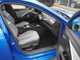Opel Astra bei Reisemobile.expert - Abbildung (13 / 15) Opel Astra bei Reisemobile.expert - Abbildung (13 / 15)