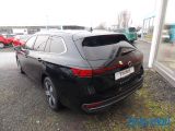 VW Passat bei Reisemobile.expert - Abbildung (2 / 14)