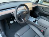 Tesla Model Y bei Reisemobile.expert - Abbildung (9 / 15)