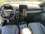 Ford Mustang Mach-E bei Reisemobile.expert - Abbildung (8 / 13)