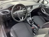 Opel Astra bei Reisemobile.expert - Abbildung (11 / 15)