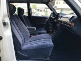 Mercedes-Benz 230 bei Reisemobile.expert - Abbildung (13 / 15)