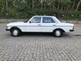 Mercedes-Benz 230 bei Reisemobile.expert - Abbildung (9 / 15)