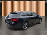 Toyota Avensis bei Reisemobile.expert - Abbildung (4 / 13)