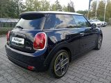 Mini Cooper bei Reisemobile.expert - Abbildung (6 / 15)