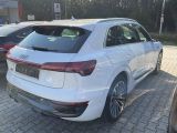 Audi Q8 bei Reisemobile.expert - Abbildung (4 / 15) Audi Q8 bei Reisemobile.expert - Abbildung (4 / 15)