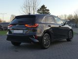 Kia Ceed bei Reisemobile.expert - Abbildung (5 / 15)